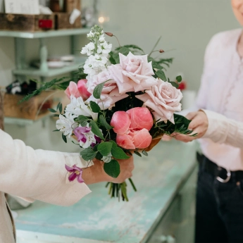 Buchet - naturally beautiful - Natural